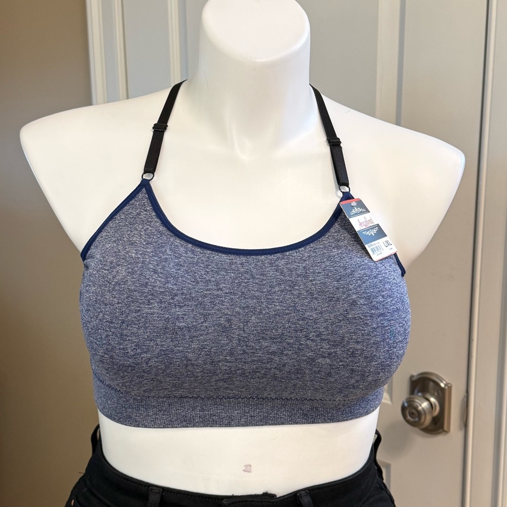 Angelina cross crossed sports bra
